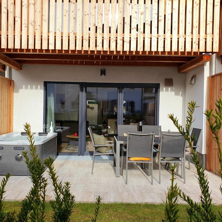 Ferienhaus Berger mit eigenen Whirlpool im Garten - Ferienhaus - 28