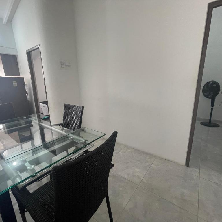 Céntrico apartamento y bien ubicado en Laureles Apto 402 - Superior Apartment - 3