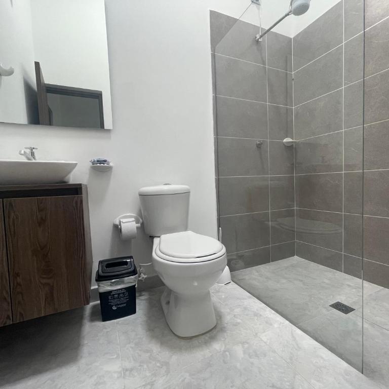 Céntrico apartamento y bien ubicado en Laureles Apto 402 - Superior Apartment - 22