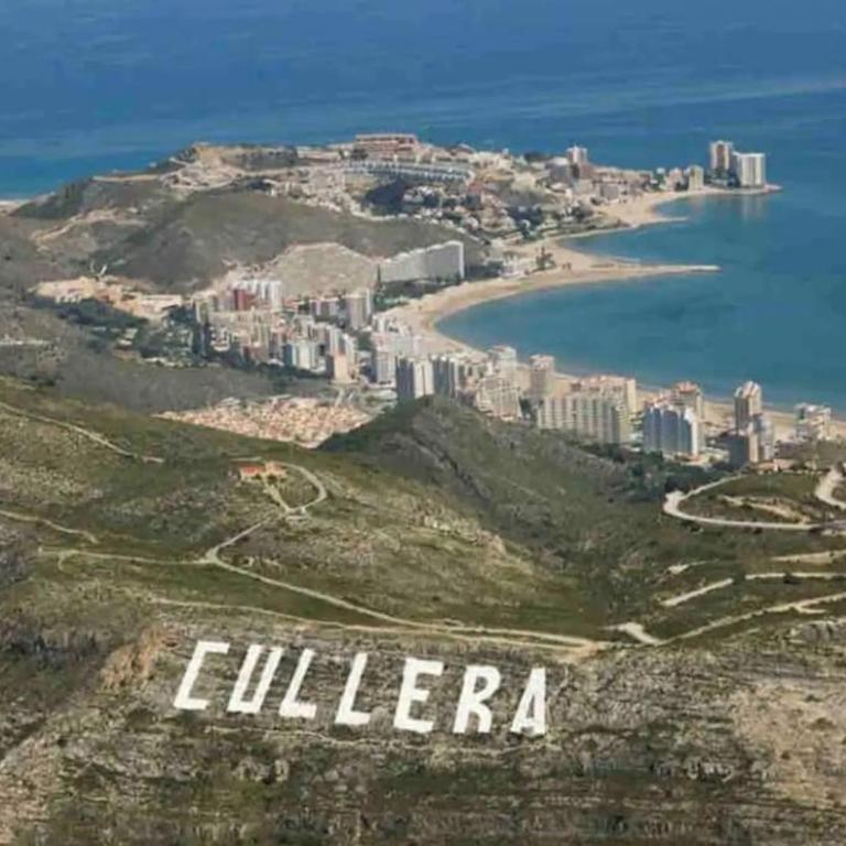 Piso a 3 minutos de la playa!! 6 personas - Three-Bedroom Apartment - 30