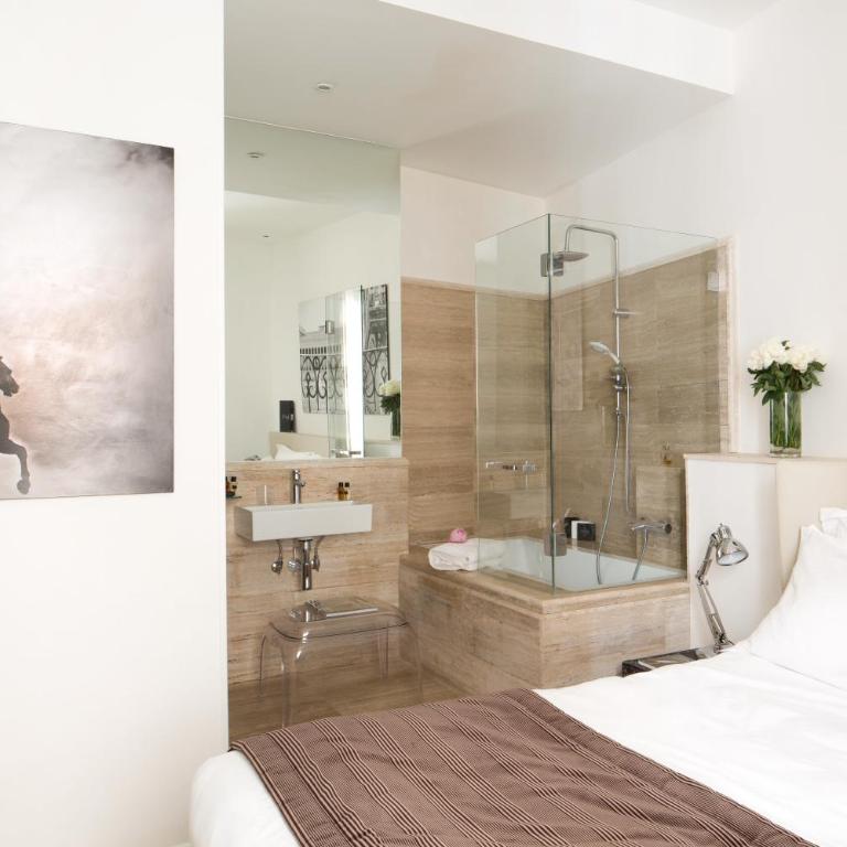 Via Del Corso Home Roma - Superior Double Room - 2