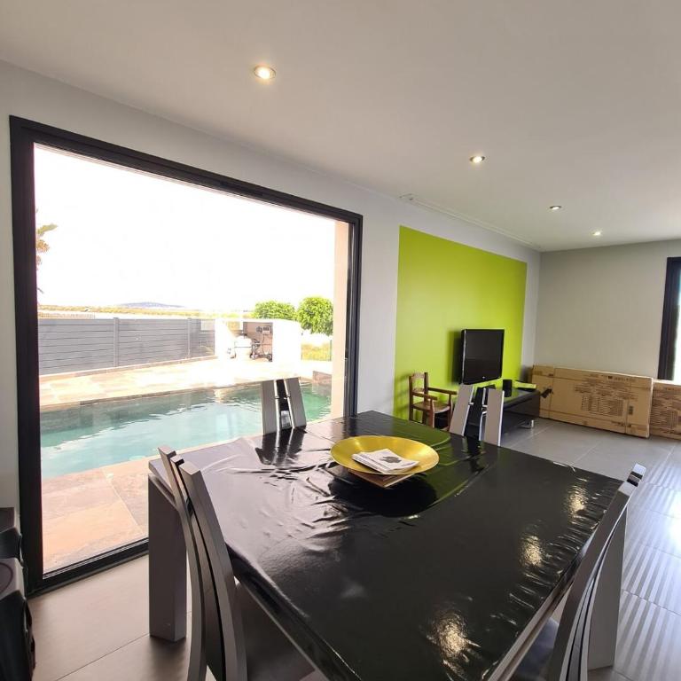 Le luxe entre mer et étang soirées interdites - Maison de Vacances - 7