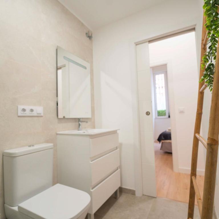 Apartamento a estrenar junto al centro de la ciudad - Apartamento de 2 dormitorios - 18