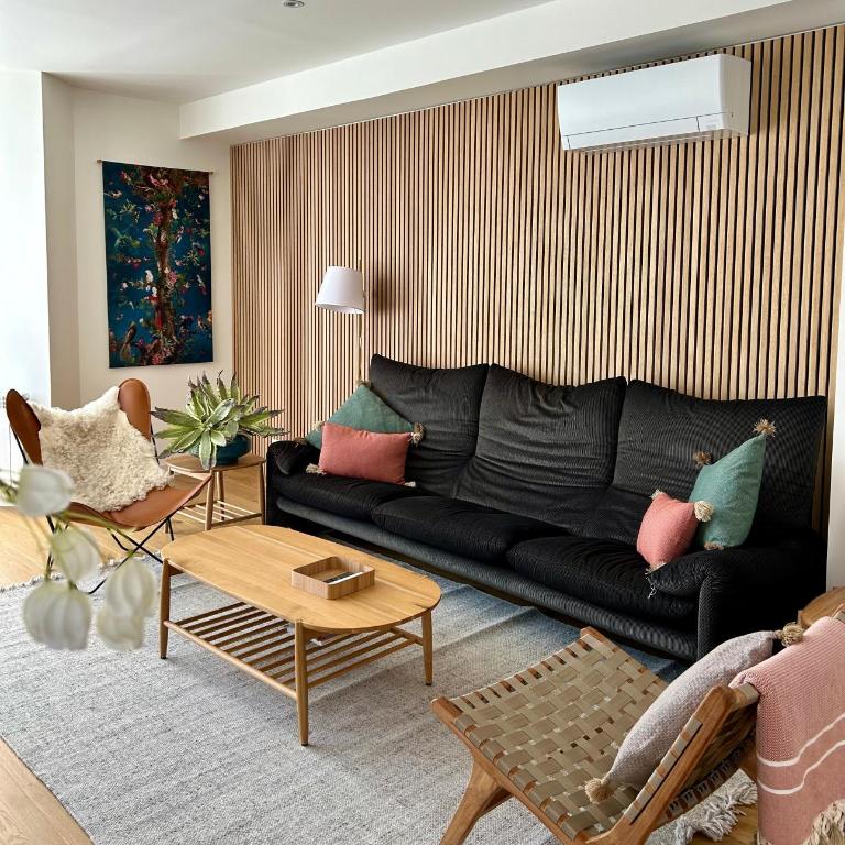 Plaza Tomás - Three-Bedroom Apartment - 2
