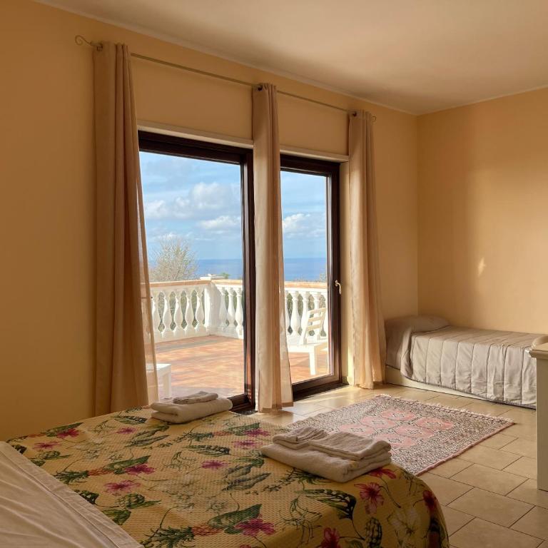 Residenza Domus Aurea Tropea- Vista Mare - Camera Tripla con Vista Mare - 4