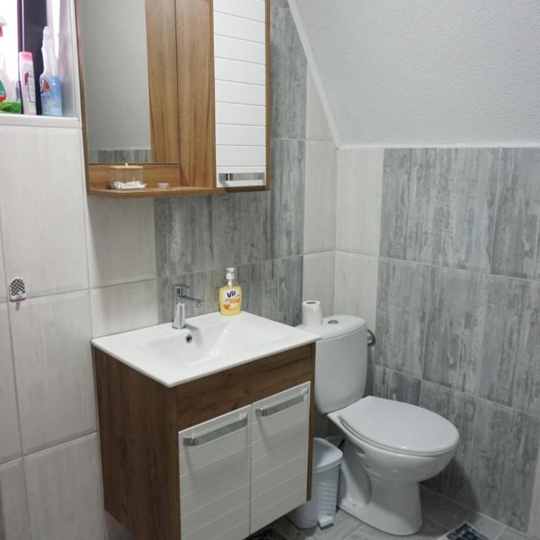 Kuća za odmor Villa Kovačević - Three-Bedroom Villa - 18