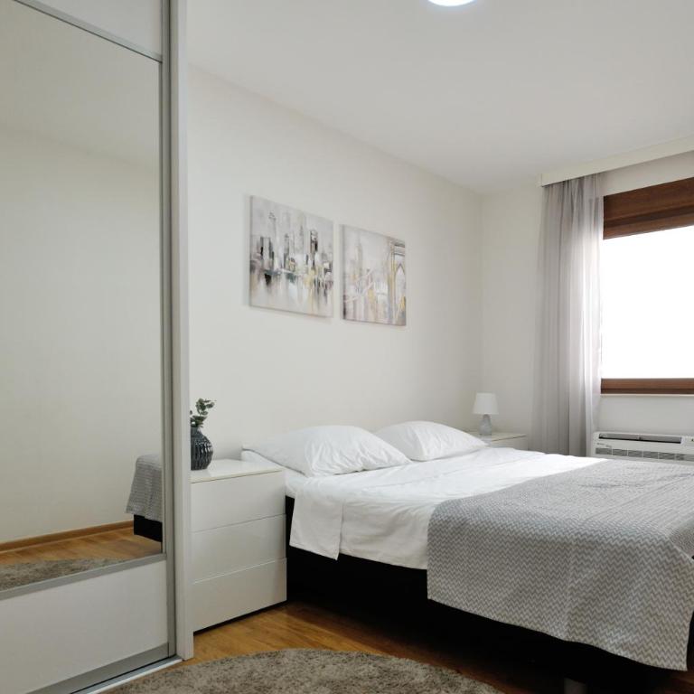 Captain's Luxury Apartments - Two-Bedroom Apartment - 6
