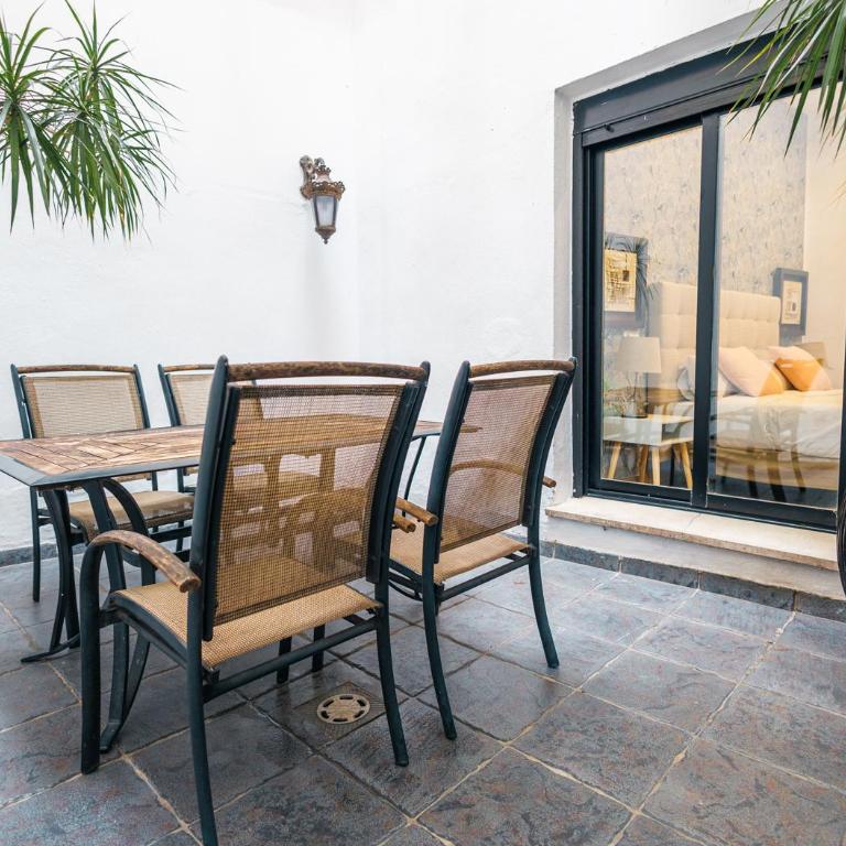 Apartamento Central - One-Bedroom Apartment - 1