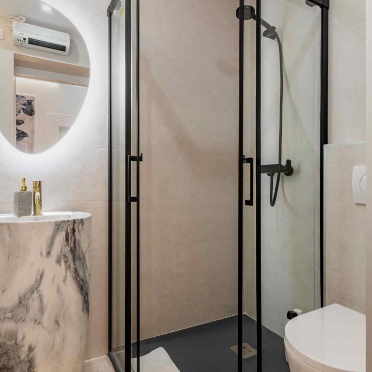 Apartamento lujoso cercano al centro de Madrid - One-Bedroom Apartment - 15