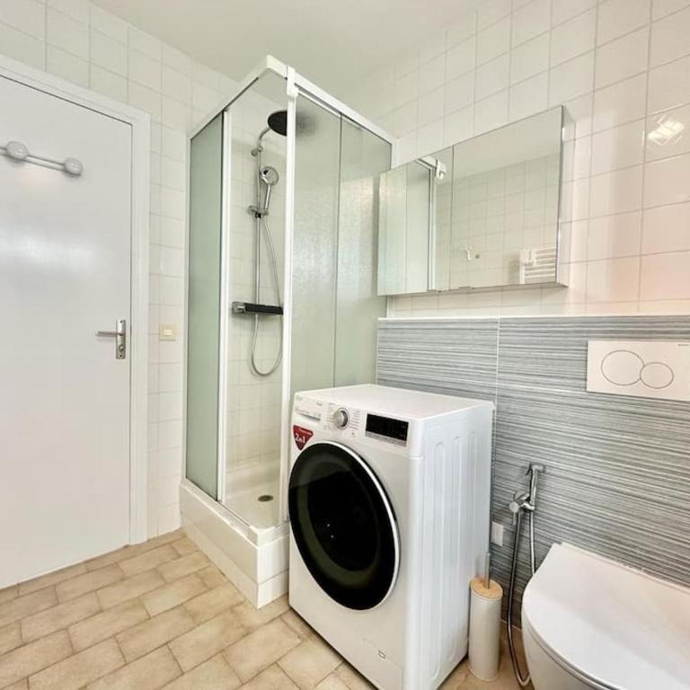 The view-Centre- Clim -Parking-vue mer-plage - Apartamento de 1 dormitorio - 10