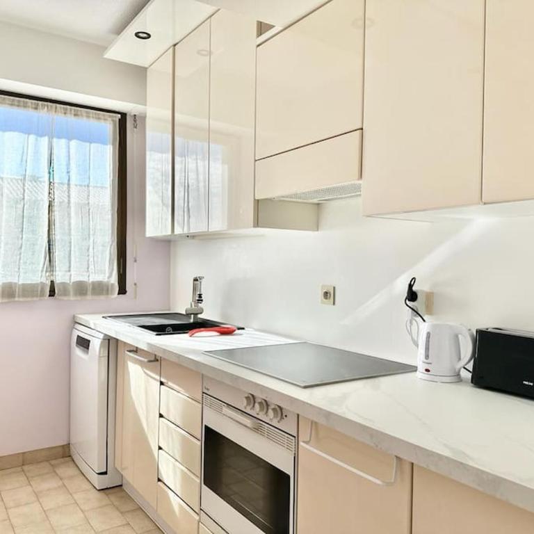 The view-Centre- Clim -Parking-vue mer-plage - Apartamento de 1 dormitorio - 13