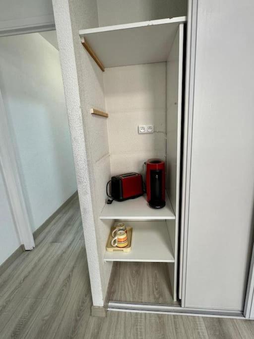 Méditerranée, 2 pièces très calme, clime, centre ville - Apartamento de 1 dormitorio - 16