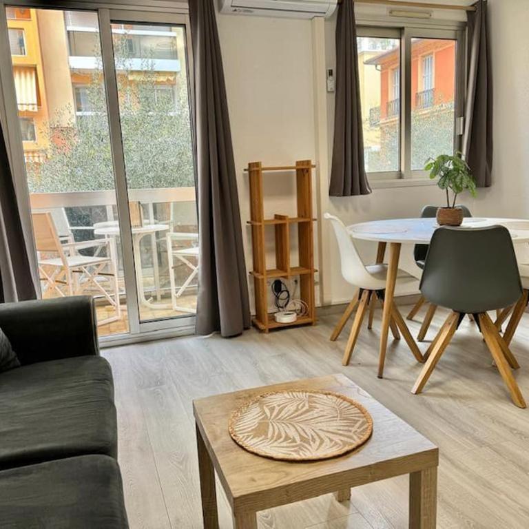 Méditerranée, 2 pièces très calme, clime, centre ville - Apartamento de 1 dormitorio - 17