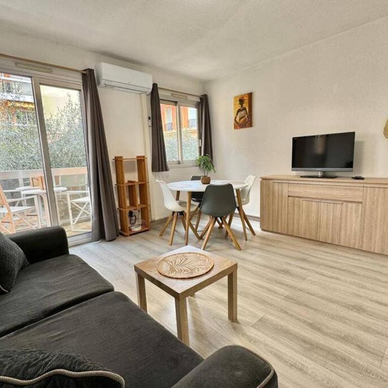 Méditerranée, 2 pièces très calme, clime, centre ville - Apartamento de 1 dormitorio - 18