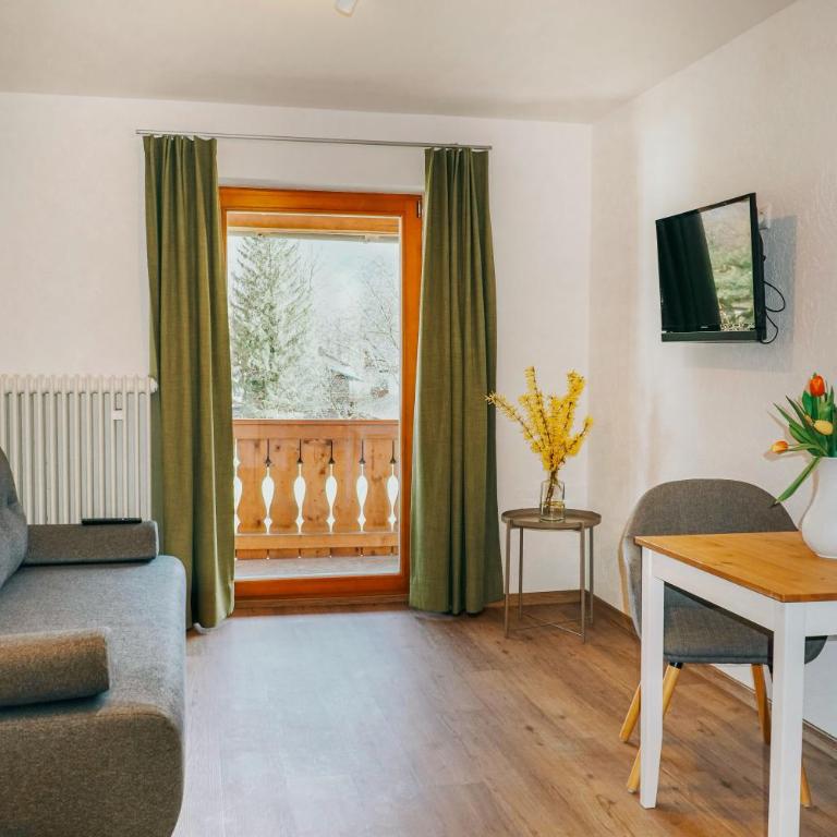 Ferienwohnungen Quellenhof - Apartment 1 mit Bergblick - 5