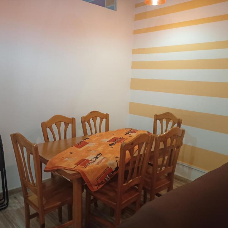 Fira Plaza España Apartment 3ʳᵈ Floor Balcony - Three-Bedroom Apartment - 3
