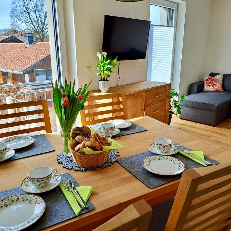 AllgäuBlick - Ferienwohnung mit Bergblick - Königscard - Apartment mit 3 Schlafzimmern - 3