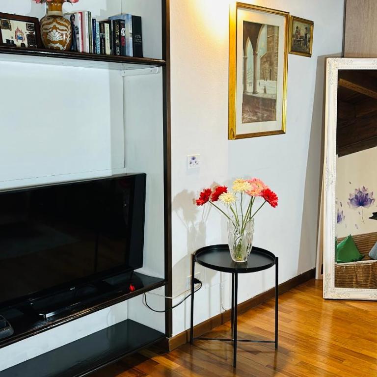 Studio Arena 023091-LOC-04288 - One-Bedroom Apartment - 13