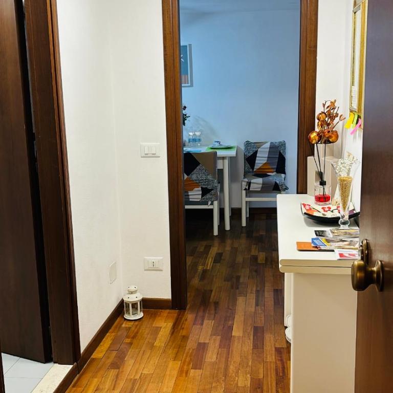 Studio Arena 023091-LOC-04288 - One-Bedroom Apartment - 35