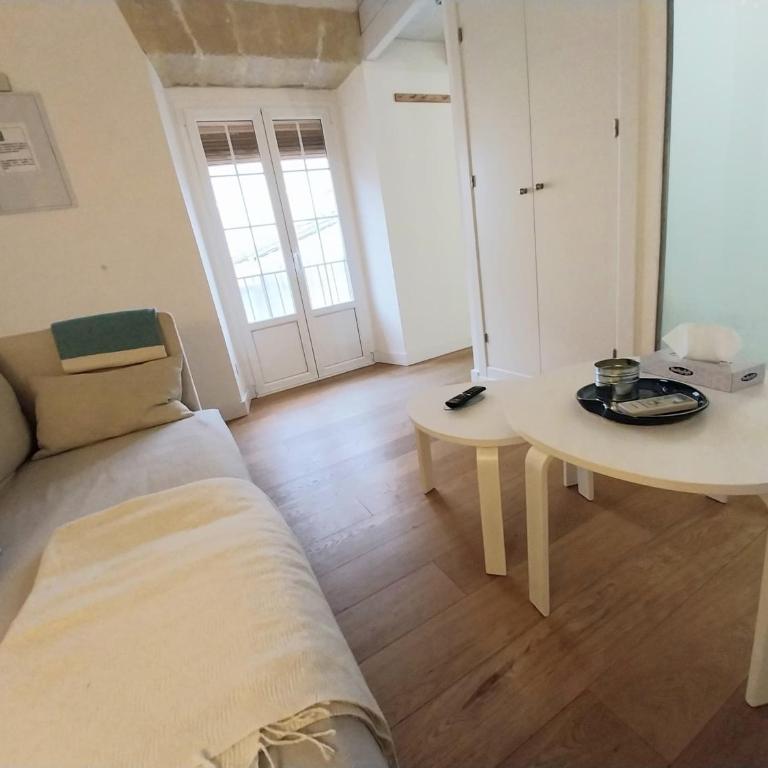Estudio Boutique Arenal - Cama buhardilla - Estudio Superior - 1