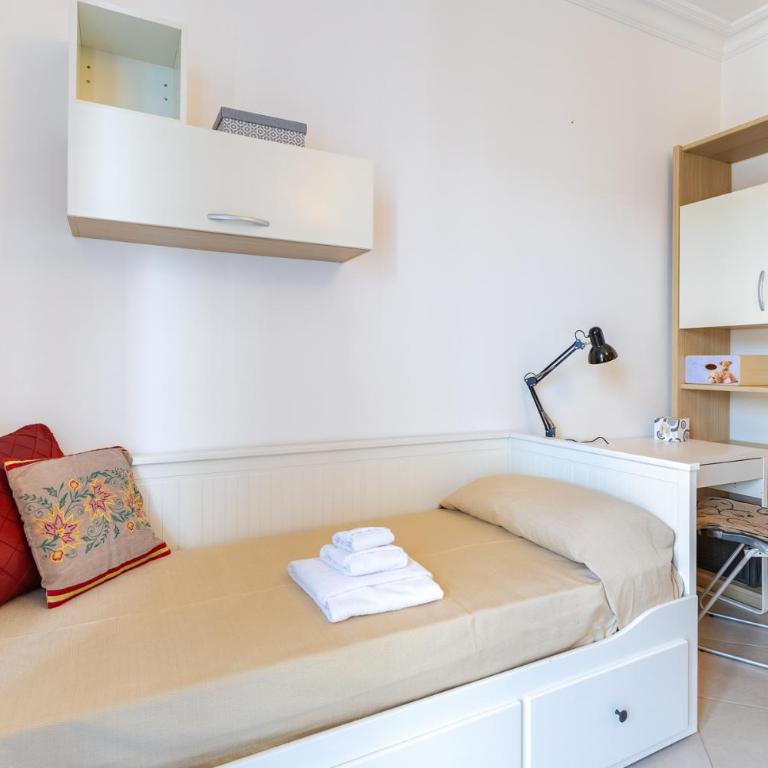 Appartamento Centrale Con Parcheggio e Wi-Fi Gratuito AC - Appartamento con 1 Camera da Letto - 8