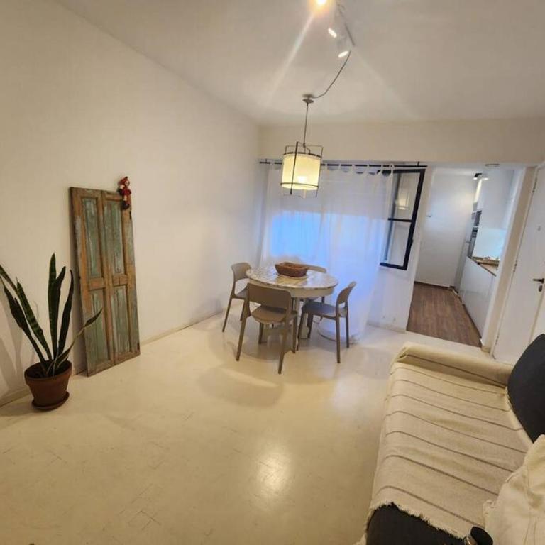 Excelente Departamento en Av. Del Libertador - Apartamento de 1 dormitorio - 29