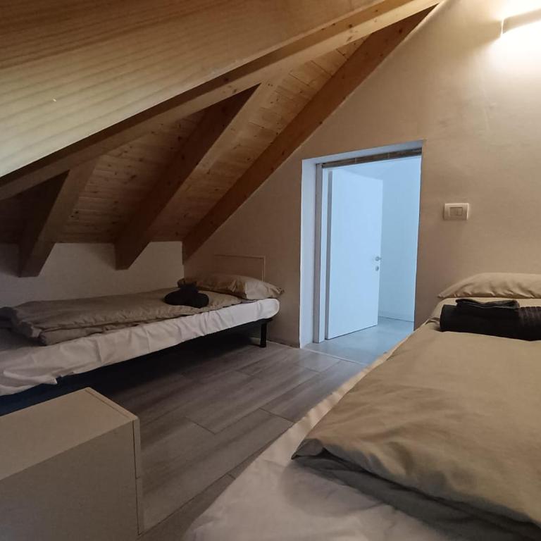 Apartaments and Rooms Claudia Augusta - Camera Familiare con Bagno Privato - 4