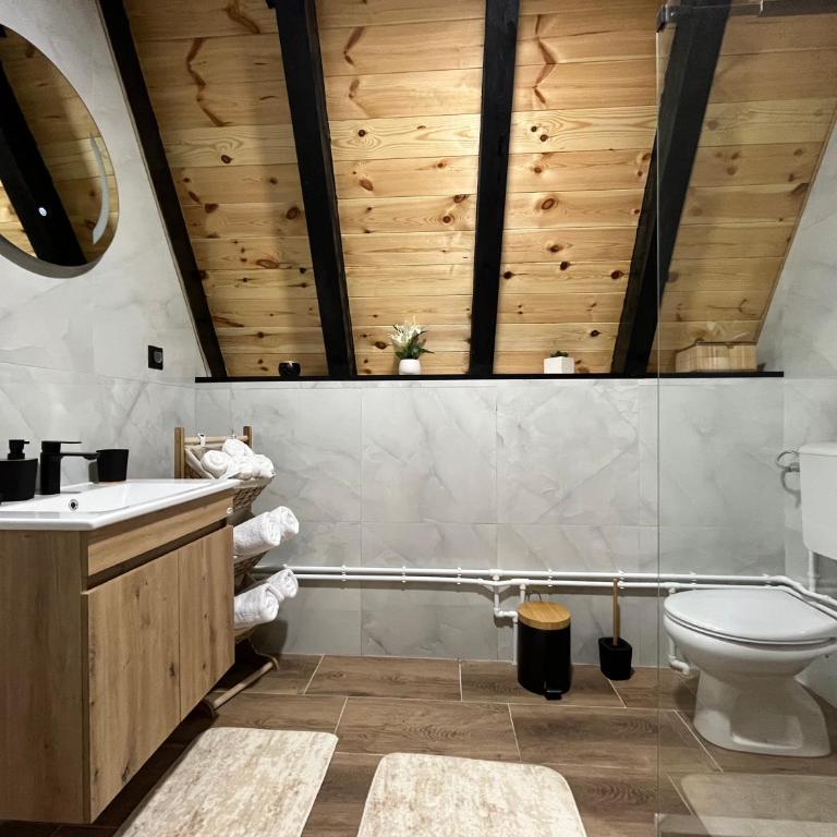 Durmitorska zora - Two-Bedroom House - 35