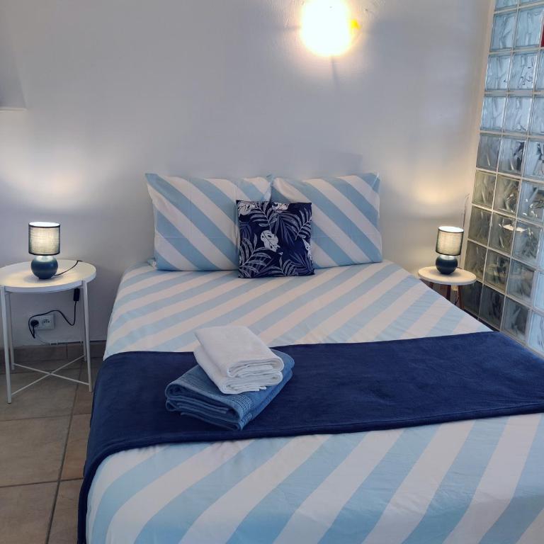 LA PLAYA Grand Studio avec espace nuit et parking privatif - 40 mètres de la Promenade Marcel Proust - Appartamento con 1 Camera da Letto - 4
