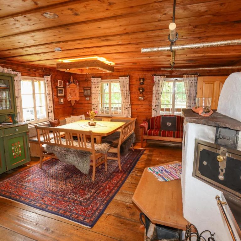 Die weisse Wand Almen - Chalet mit Dusche - 21