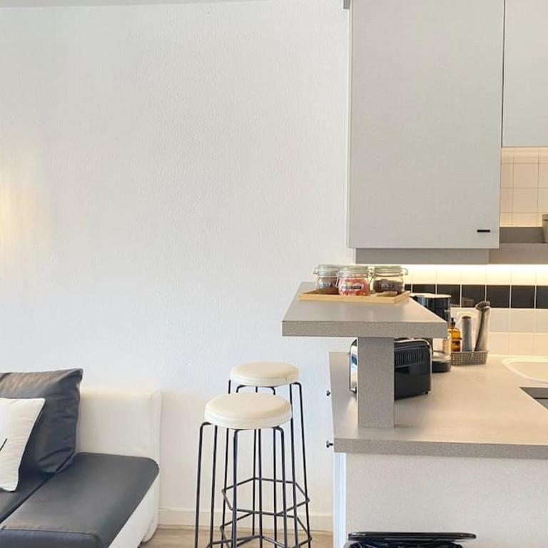 Amazone, centre-ville & parking - Appartement 1 Chambre - 23