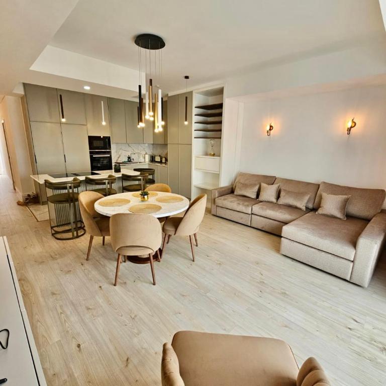 Chic Marina Gem Puerto Banus - One-Bedroom Apartment - 5