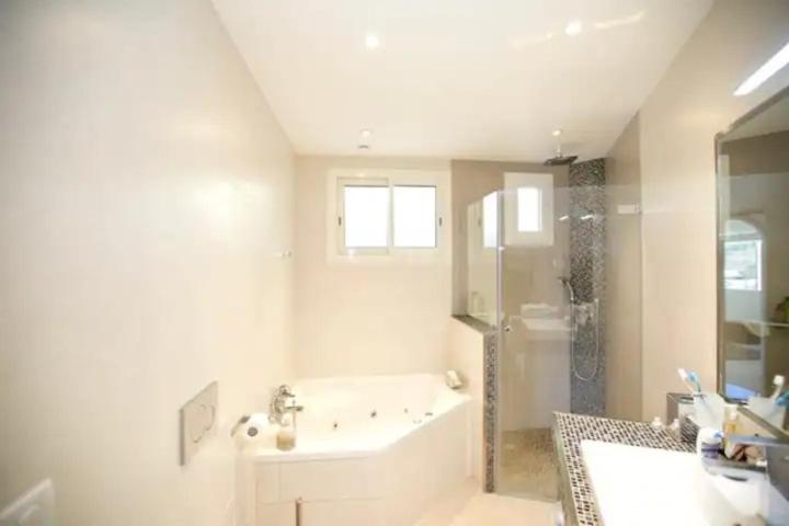 BRIDGESTREET MONACO La Turbie SEA VIEW or VILLAGE - Villa - Vue sur Mer - 11