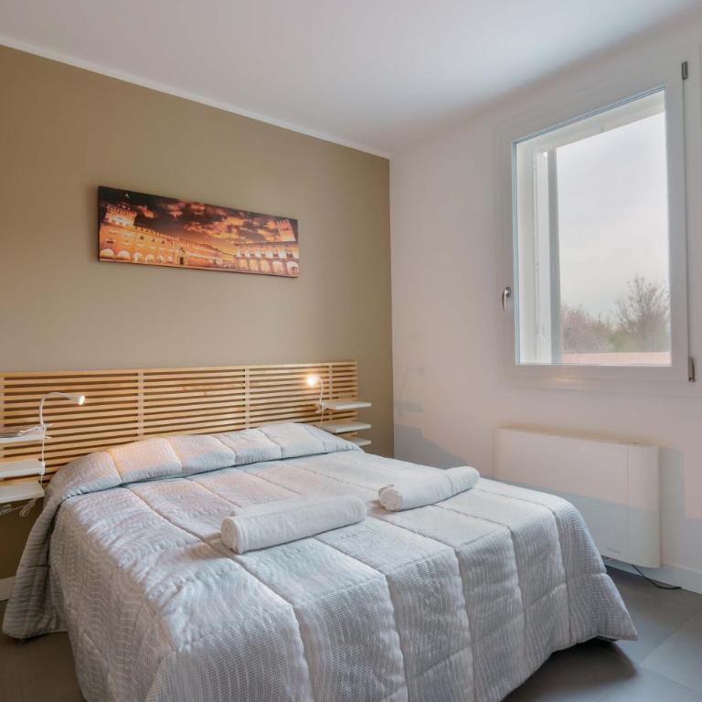 West Side Bologna Apartment by Lesdomus - Two-Bedroom Apartment - 2