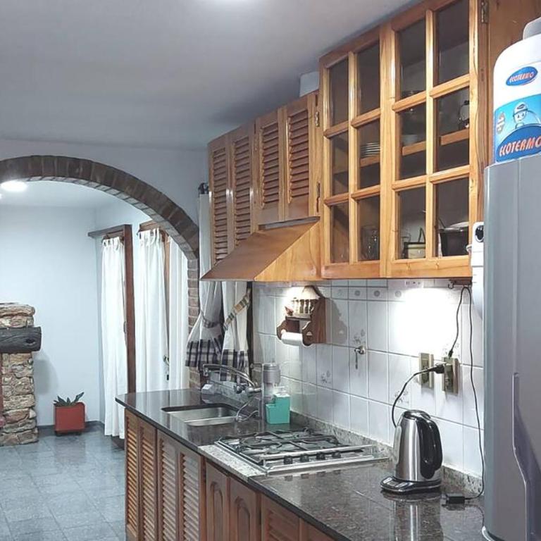 Casa con excelente ubicación. - Casa de 2 dormitorios - 1
