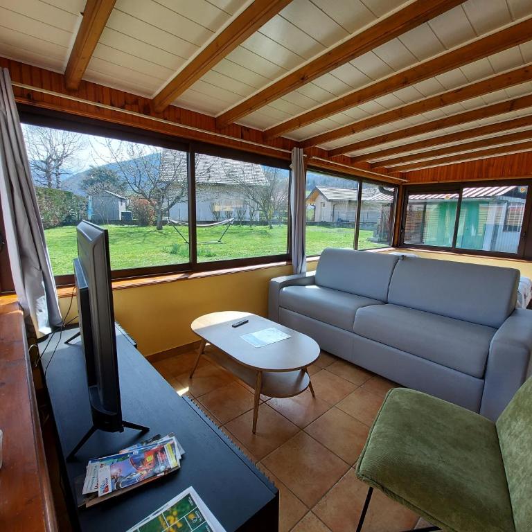 Entre lac et montagne, côté calme, spacieux 3 pièces avec grand jardin - Appartement - 23