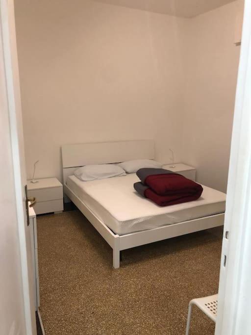La Casetta Gialla - Appartamento con 2 Camere da Letto - 10