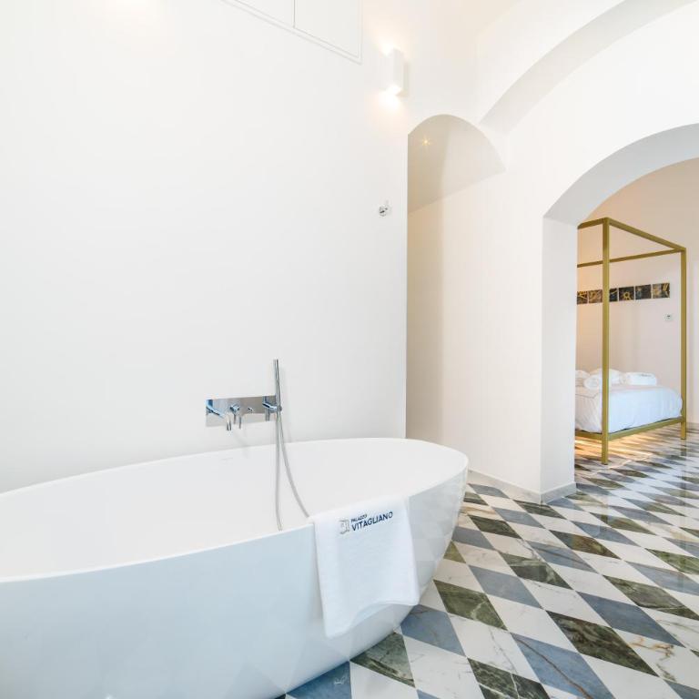 Palazzo Vitagliano - Junior Suite con Vasca - 4