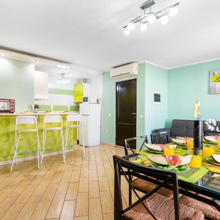 556 Shopping Centre Pueblo Canario - Apartamento - 13