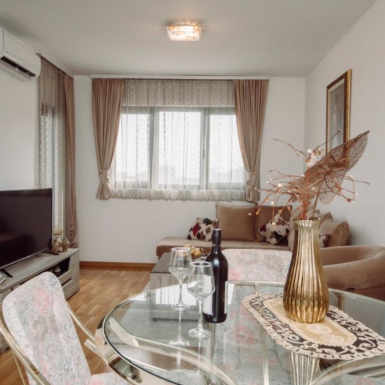 Apartment Dajana - Apartman sa 2 Spavaće Sobe - 1