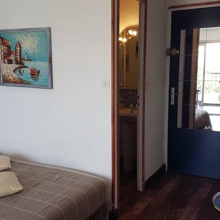 Studio-2 Personnes-Résidence Le Pharo, Vue Piscine Port - Studio - Vue sur Mer - 9