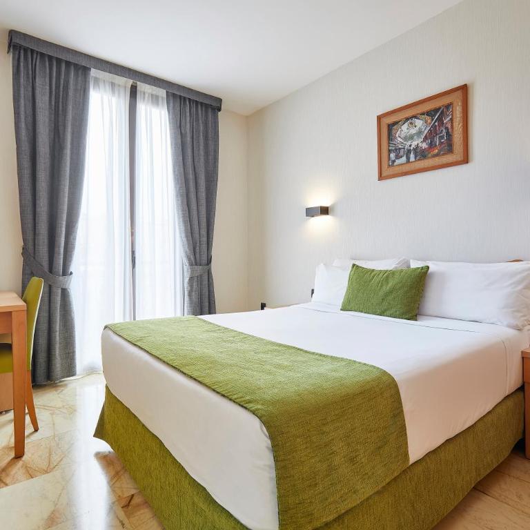 Flor Parks - Double Room (1 - 2 Adults) - 2