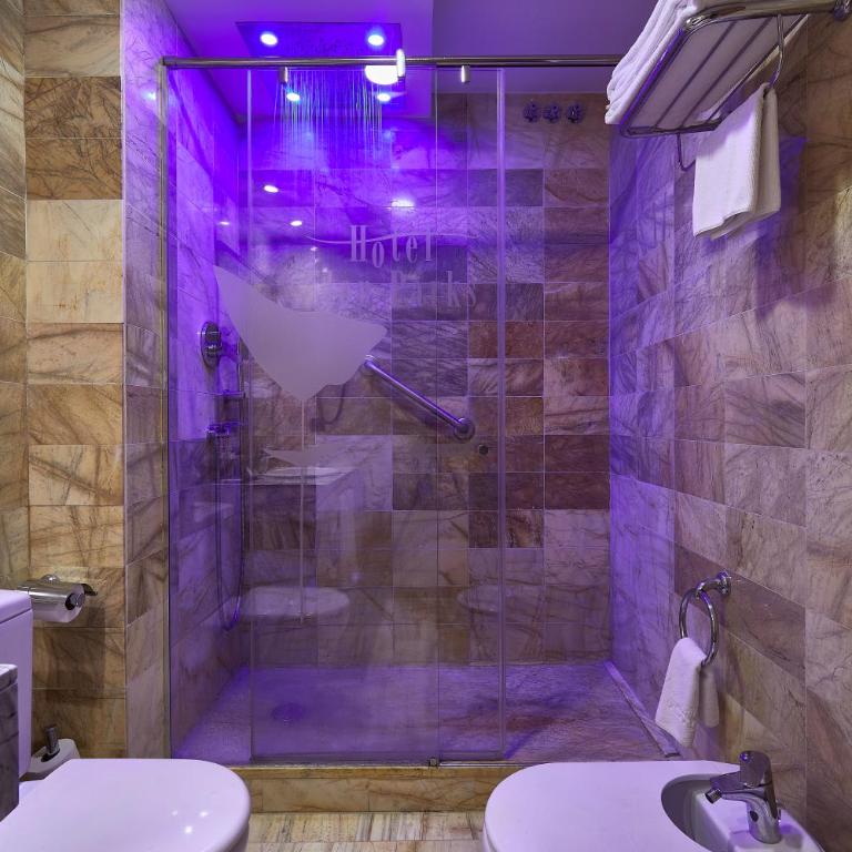 Flor Parks - Double Room (1 - 2 Adults) - 6