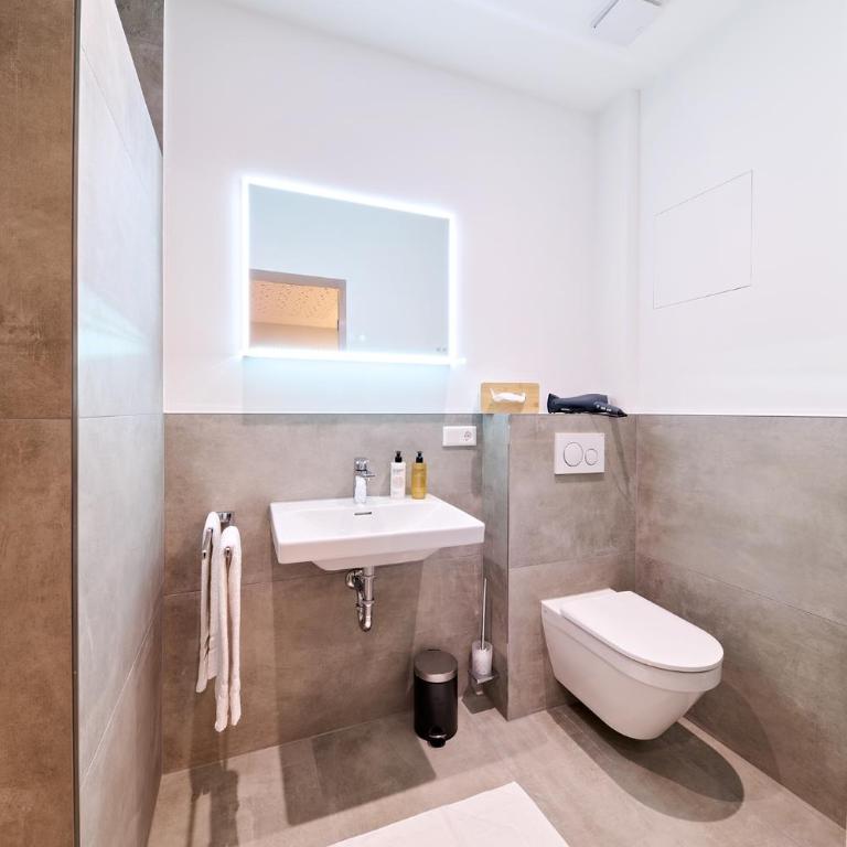 XZLLENZ Traum Studio-Apartment, Frei-Parken, U-Bahn, Küche - Studio - 10
