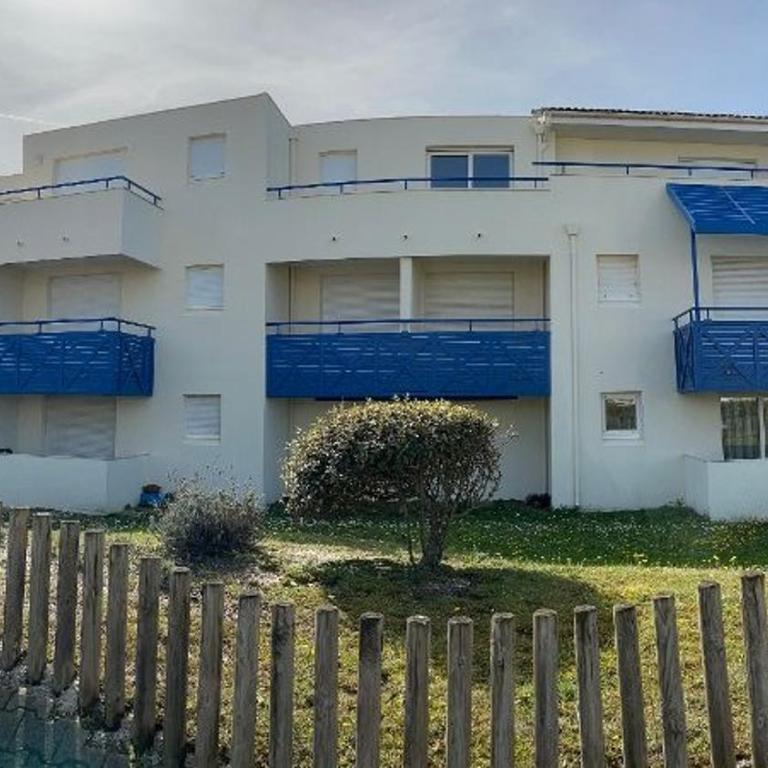 VUE OCEAN avec TERRASSE 30 m2 - 2 CHAMBRES parking privatif et piscine en été - Appartamento con Vista Mare - 26