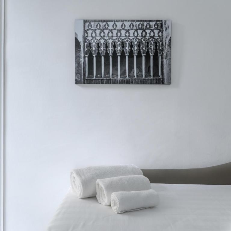Hotiday Room Collection - Napoli Sant'Arcangelo - Camera Tripla - 13
