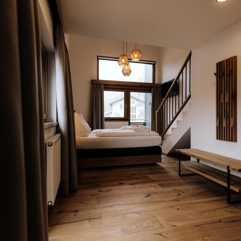 Forstauerwirt - mit Herz und Genuss - Familiensuite mit Balkon - 3