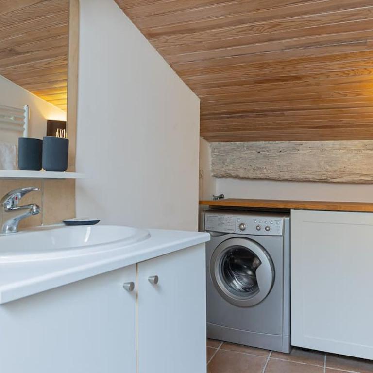 Le Cosy, T3 en Duplex, Climatisé, Centre historique - Two-Bedroom Apartment - 4