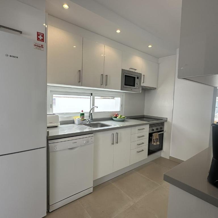 Nerja Paradise Rentals - Villa Calazul - Villa con piscina privada - 17