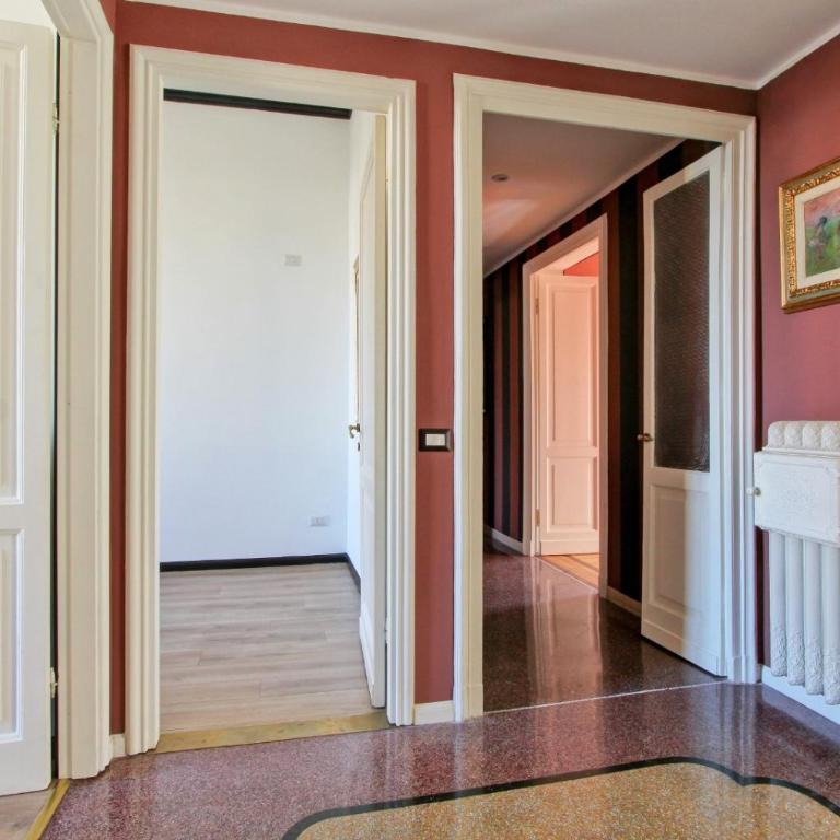 Tibullo ,Classico ed Elegante Appartamento - Apartment - 16